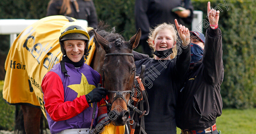 Dashel-Drasher-0013 
 DASHEL DRASHER (Matt Griffiths) after winning The Betfair Ascot Chase
Ascot 20 Feb 2021 - Pic Steven Cargill / Racingfotos.com