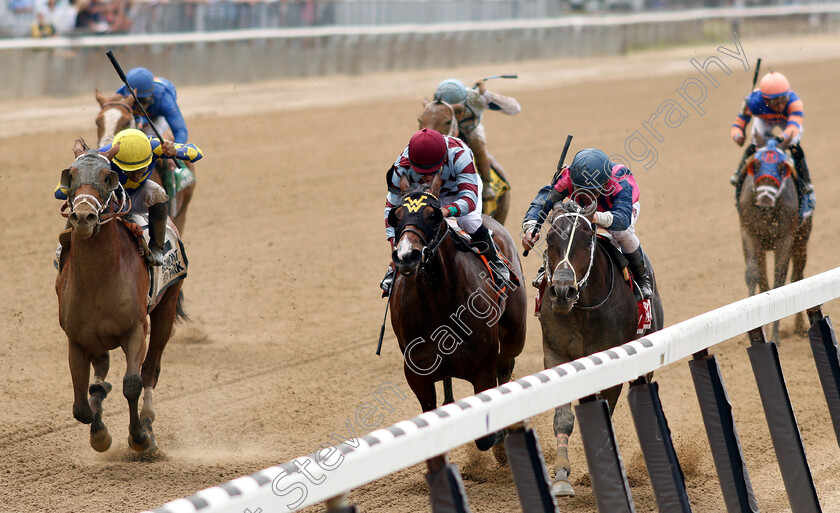 Our-Braintrust-0002 
 OUR BRAINTRUST (right, Javier Castellano) beats MAE NEVER NO (centre) and SOMBEYAY (left) in The Tremont Stakes
Belmont Park 8 Jun 2018 - Pic Steven Cargill / Racingfotos.com