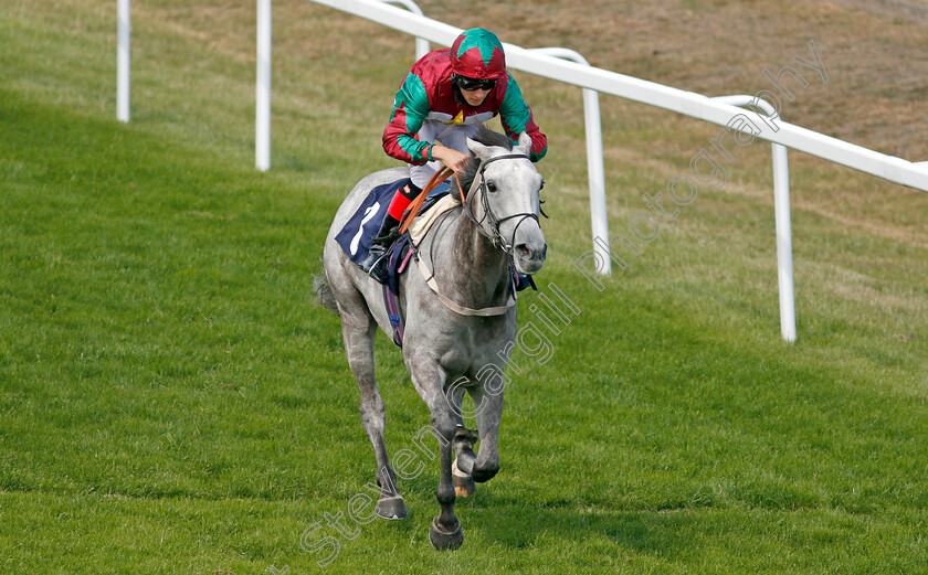 Winter-Snowdrop-0001 
 WINTER SNOWDROP (Tyler Heard) wins The Sky Sports Racing Sky 415 Handicap Div2
Yarmouth 3 Aug 2020 - Pic Steven Cargill / Racingfotos.com