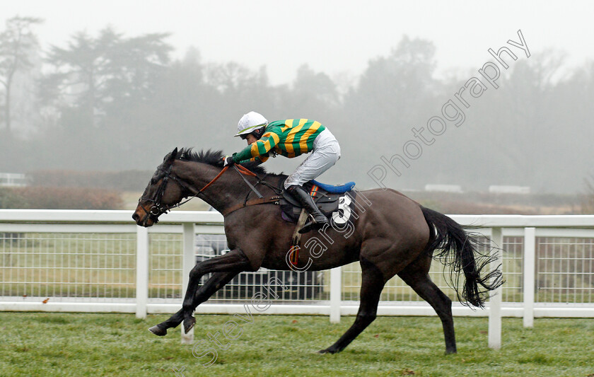 Drumcliff-0003 
 DRUMCLIFF (Aine O'Connor) wins The Thames Materials Amateur Riders Handicap Chase Ascot 20 Jan 2018 - Pic Steven Cargill / Racingfotos.com