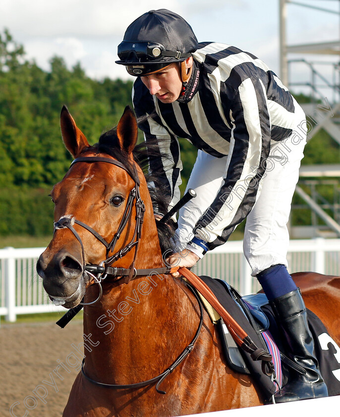 Delorean 
 DELOREAN (Hector Crouch)
Chelmsford 7 Jun 2022 - Pic Steven Cargill / Racingfotos.com