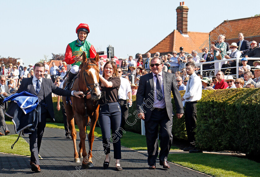 Billesdon-Brook-0019 
 BILLESDON BROOK (Sean Levey) after The Qipco 1000 Guineas Stakes Newmarket 6 May 2018 - Pic Steven Cargill / Racingfotos.com