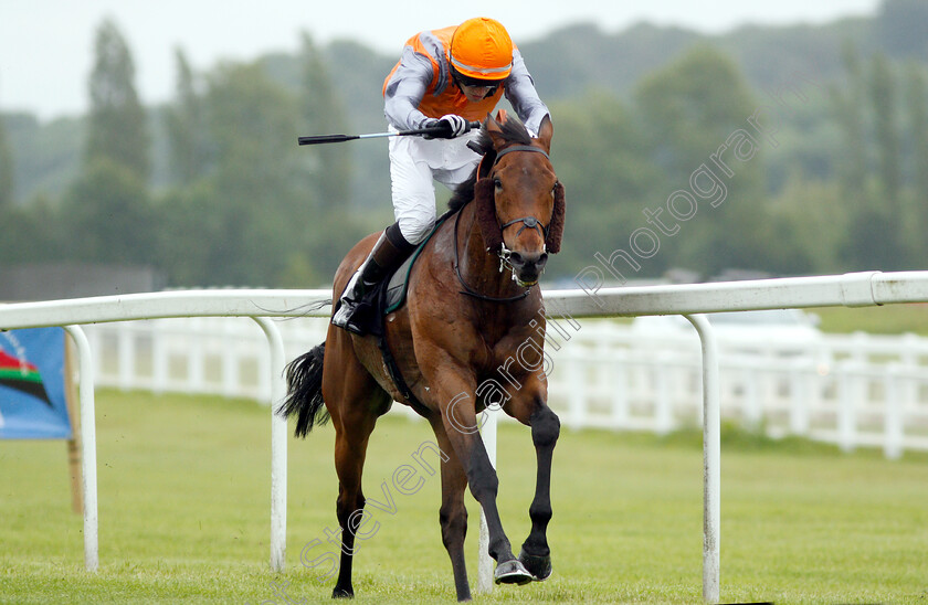 Dutch-Uncle-0006 
 DUTCH UNCLE (Charles Clover) wins The Wiser Academy Amateur Riders Handicap
Newbury 13 Jun 2019 - Pic Steven Cargill / Racingfotos.com