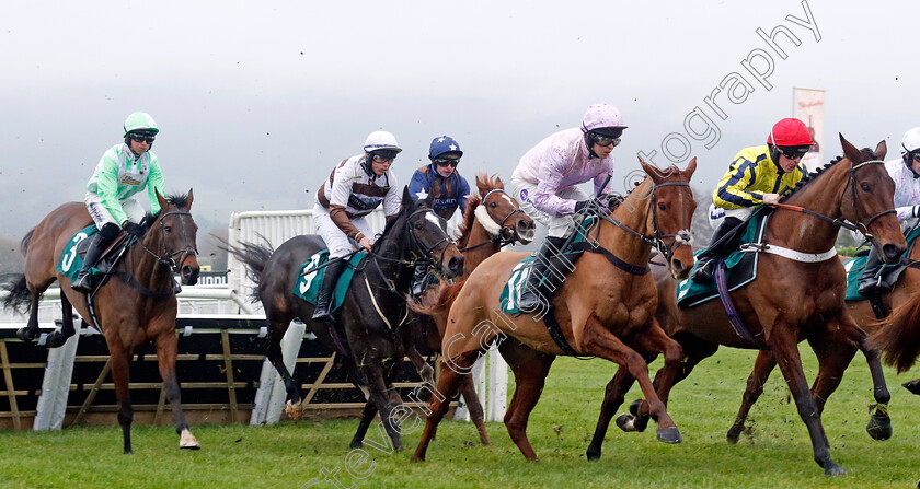 Wreckless-Eric-0001 
 WRECKLESS ERIC (pink, Kielan Woods)
Cheltenham 14 Dec 2024 - Pic Steven Cargill / Racingfotos.com