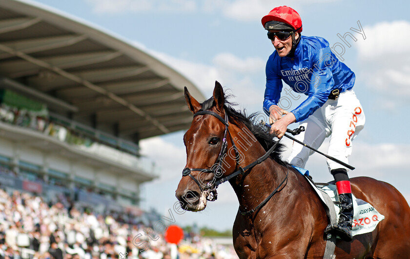 Adayar-0008 
 ADAYAR (Adam Kirby) wins The Cazoo Derby
Epsom 5 Jun 2021 - Pic Steven Cargill / Racingfotos.com