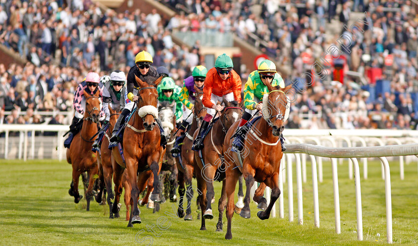 Waiting-For-Richie-0002 
 winner WAITING FOR RICHIE (red and green, James Sullivan) tracks the leader CRAY (right) with DENMEAD (left) during The Investec Wealth Handicap York 17 May 2018 - Pic Steven Cargill / Racingfotos.com