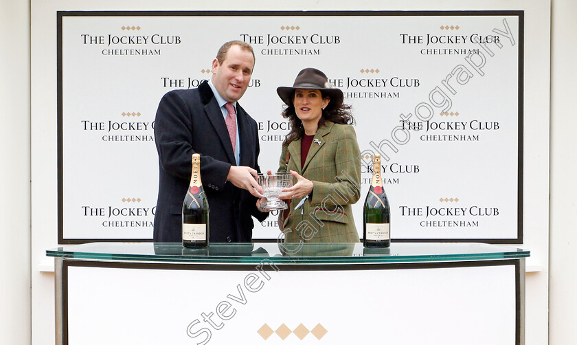 Al-Dancer-0008 
 Presentation to Sarah Walters for The squareintheair.com Novices Chase won by AL DANCER
Cheltenham 25 Oct 2019 - Pic Steven Cargill / Racingfotos.com