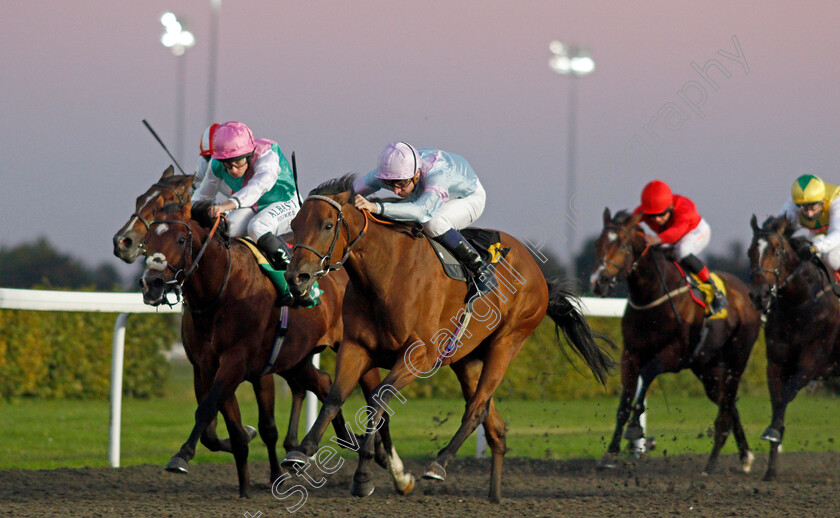 Diocles-Of-Rome-0004 
 DIOCLES OF ROME (centre, Hector Crouch) beats THALER (left) in The Unibet Casino Deposit £10 Get £40 Bonus Handicap
Kempton 6 Oct 2021 - Pic Steven Cargill / Racingfotos.com