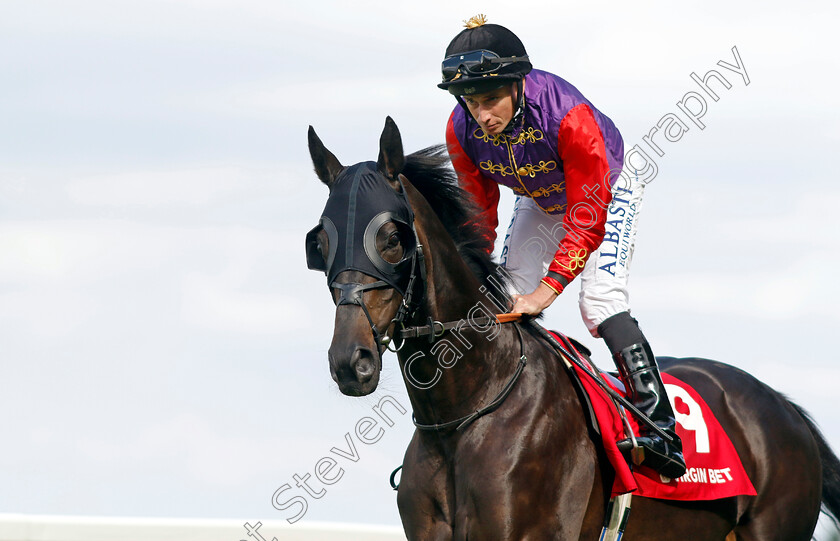 Educator-0001 
 EDUCATOR (Ryan Moore)
Sandown 2 Sep 2023 - Pic Steven Cargill / Racingfotos.com