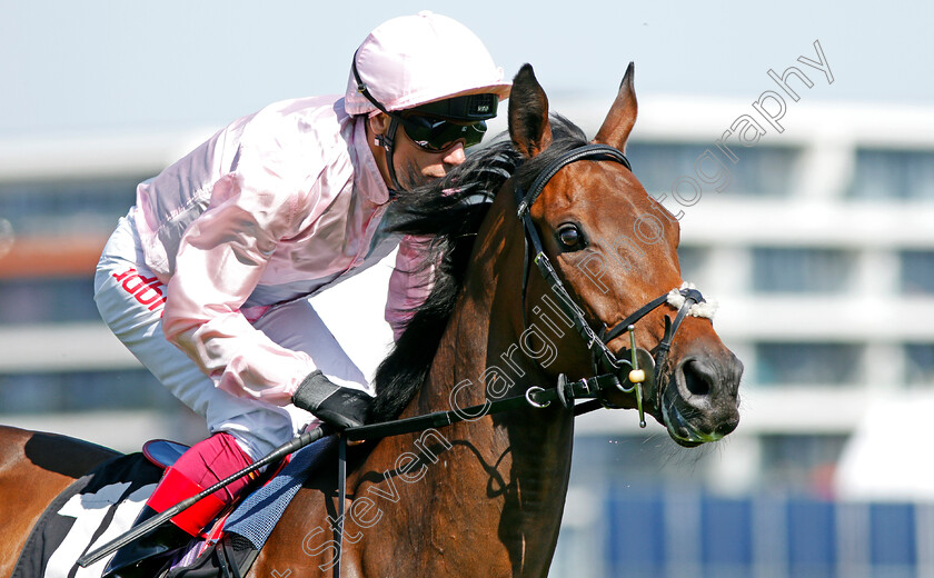 Lah-Ti-Dar-0001 
 LAH TI DAR (Frankie Dettori) before The BJP Celebrating 20 Years Maiden Fillies Stakes Newbury 20 Apr 2018 - Pic Steven Cargill / Racingfotos.com