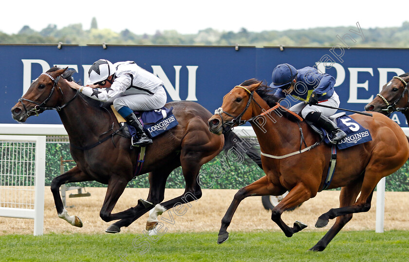 Jumbly-0003 
 JUMBLY (right, Hollie Doyle) beats OSCULA (left) in The Longines Valiant Stakes
Ascot 23 Jul 2022 - Pic Steven Cargill / Racingfotos.com