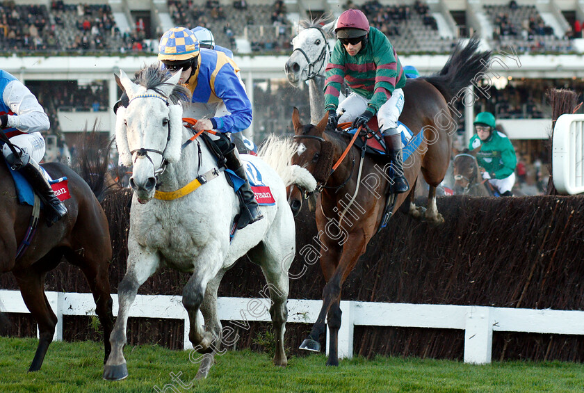 Oighear-Dubh-0003 
 OIGHEAR DUBH (M J M O'Sullivan)
Cheltenham 26 Oct 2018 - Pic Steven Cargill / Racingfotos.com