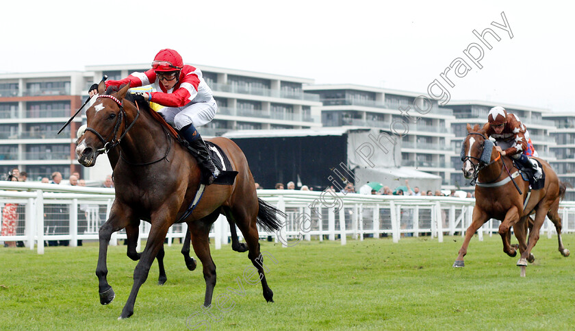 Fortune-And-Glory-0002 
 FORTUNE AND GLORY (Scott McCullagh) wins The Racing TV Handicap
Newbury 19 Jul 2019 - Pic Steven Cargill / Racingfotos.com