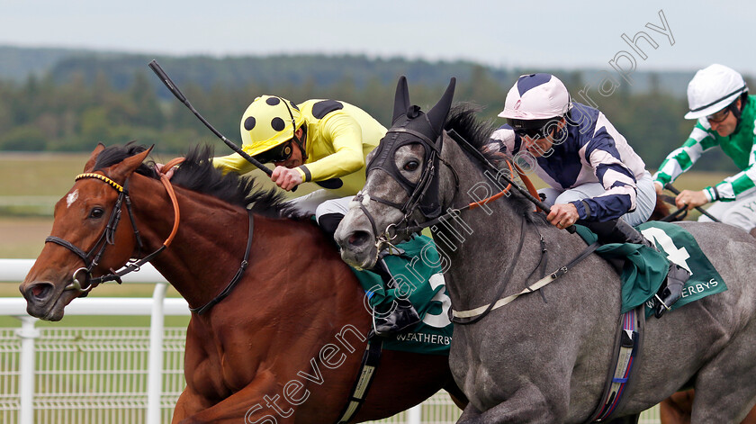 Lava-Stream-0001 
 LAVA STREAM (right, Daniel Tudhope) beats BOLSENA (left) in The Weatherbys British EBF Agnes Keyser Fillies Stakes
Goodwood 9 Jun 2024 - pic Steven Cargill / Racingfotos.com