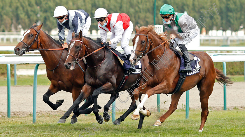 Port-Guillaume-0004 
 PORT GUILLAUME (centre, C Demuro) with KETIL (left) and TUSCAN GAZE (right) during The Prix Hocquart
Deauville 8 Aug 2020 - Pic Steven Cargill / Racingfotos.com