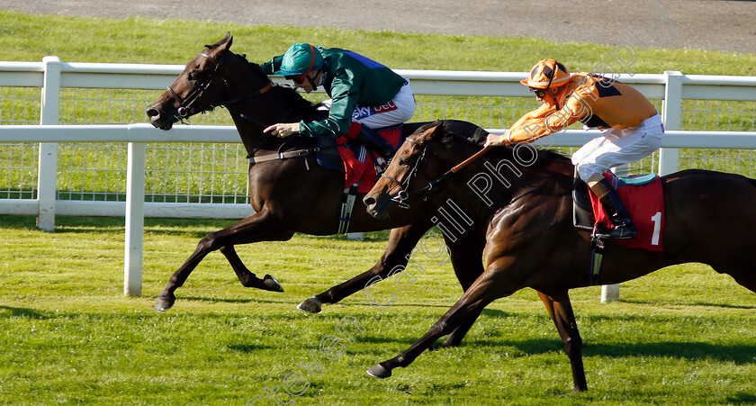 Dragons-Voice-0004 
 DRAGONS VOICE (Fran Berry) beats REPTON (right) in The 188bet Mobile Bet10 Get20 Handicap
Sandown 1 Sep 2018 - Pic Steven Cargill / Racingfotos.com