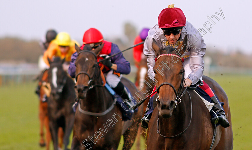 Aljezeera-0008 
 ALJEZEERA (Frankie Dettori) wins The British Stallion Studs EBF Beckford Stakes Yarmouth 16 Oct 2017 - Pic Steven Cargill / Racingfotos.com