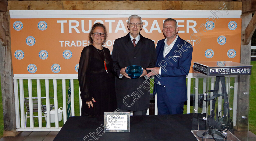 Foursome-0008 
 Presentation for The Trustatrader You Can Trust Our Traders Apprentice Handicap
Nottingham 11 Oct 2023 - Pic Steven Cargill / Racingfotos.com