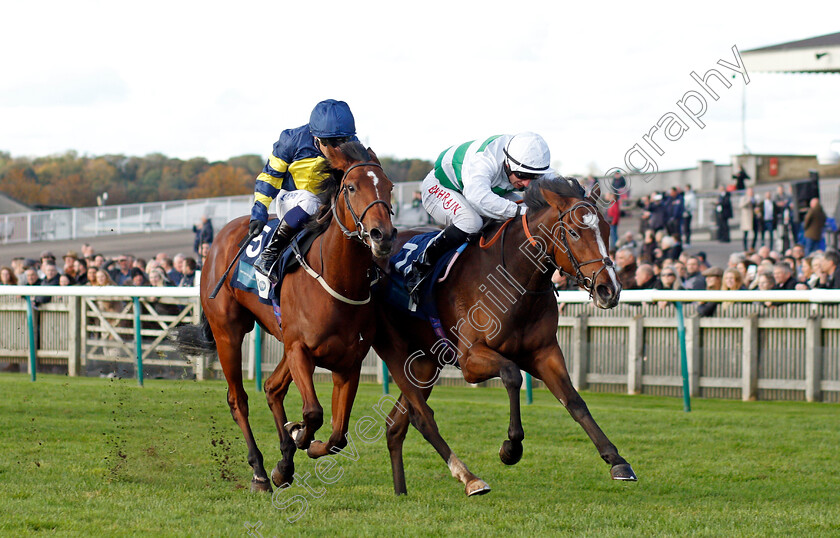 Kawida-0004 
 KAWIDA (right, Tom Marquand) beats FLASH BETTY (left) in The British Stallion Stds EBF Montrose Fillies Stakes
Newmarket 30 Oct 2021 - Pic Steven Cargill / Racingfotos.com