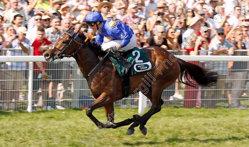 Fantastic-Moon-0003 
 FANTASTIC MOON (Rene Piechulek) wins The Wettstar.de 154. Grosser Preis Von Baden
Baden Baden 1 Sep 2024 - Pic Steven Cargill / Racingfotos.com