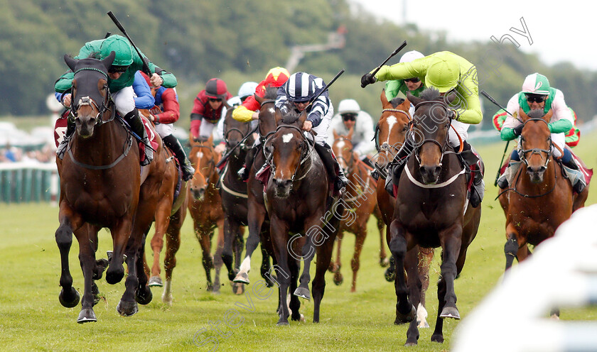 Beatboxer-0005 
 BEATBOXER (left, Robert Havlin) beats MUNHAMEK (right) in The Amix Silver Bowl Handicap
Haydock 25 May 2019 - Pic Steven Cargill / Racingfotos.com