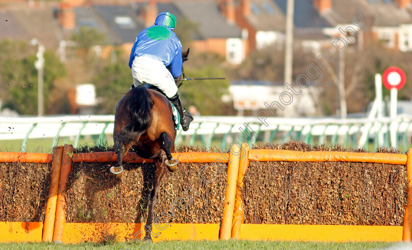 Jet-Plane-0003 
 JET PLANE (Harry Skelton) falls at the last when clearly winning The Alpha Boilers Handicap Hurdle
Warwick 9 Dec 2021 - Pic Steven Cargill / Racingfotos.com