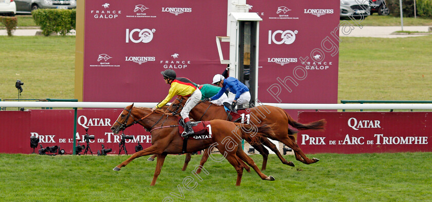 Torquator-Tasso-0012 
 TORQUATOR TASSO (Rene Piechulek) wins The Qatar Prix De L'Arc de Triomphe
Longchamp 3 Oct 2021 - Pic Steven Cargill / Racingfotos.com