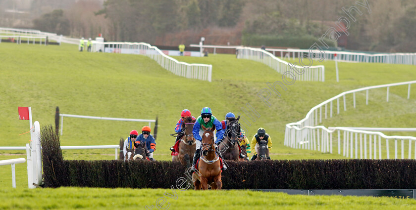 Papa-Barns-0002 
 PAPA BARNS (Patrick M O'Brien) leads the field in The Adare Manor Opportunity Handicap Chase won by MIDWEEK VOICES (orange cap)
Punchestown 12 Jan 2025 - Pic Steven Cargill / Racingfotos.com