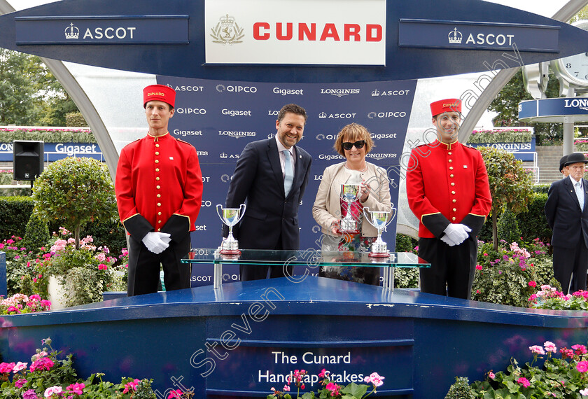 Ripp-Orf-0007 
 Presentation for The Cunard Handicap
Ascot 8 Sep 2018 - Pic Steven Cargill / Racingfotos.com