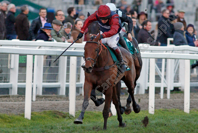 Crooks-Peak-0001 
 CROOKS PEAK (Richard Johnson) wins The High Sheriff Of Gloucestershire's Standard Open National Hunt Flat Race Cheltenham 19 Nov 2017 - Pic Steven Cargill / Racingfotos.com