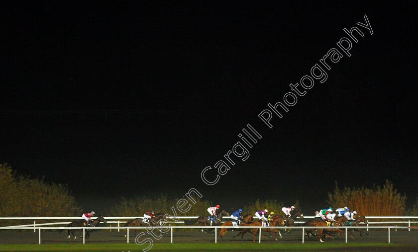 Hover-0001 
 HOVER (rail 4, Rob Hornby) wins The Unibet Casino Deposit £10 Get £40 Bonus Handicap
Kempton 10 Nov 2021 - Pic Steven Cargill / Racingfotos.com