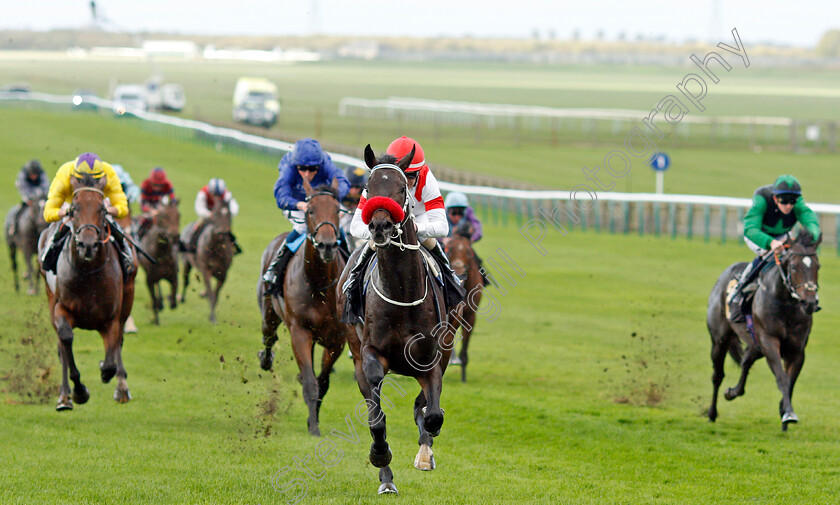 Claymore-0003 
 CLAYMORE (Joe Fanning) wins The Racing TV Novice Stakes
Newmarket 20 Oct 2021 - Pic Steven Cargill / Racingfotos.com