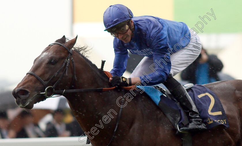 Blue-Point-0007 
 BLUE POINT (James Doyle) wins The King's Stand Stakes
Royal Ascot 18 Jun 2019 - Pic Steven Cargill / Racingfotos.com