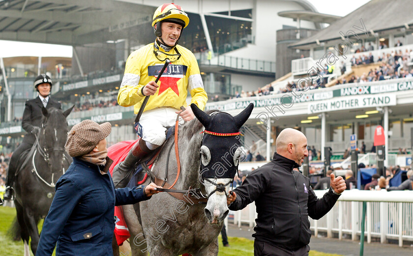 Politologue-0005 
 POLITOLOGUE (Sam Twiston-Davies) after The JLT Melling Chase Aintree 13 Apr 2018 - Pic Steven Cargill / Racingfotos.com