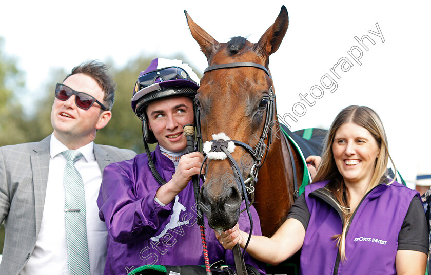 Hello-You-0012 
 HELLO YOU (Rossa Ryan) and David Loughnane after The Unibet Rockfel Stakes
Newmarket 24 Sep 2021 - Pic Steven Cargill / Racingfotos.com