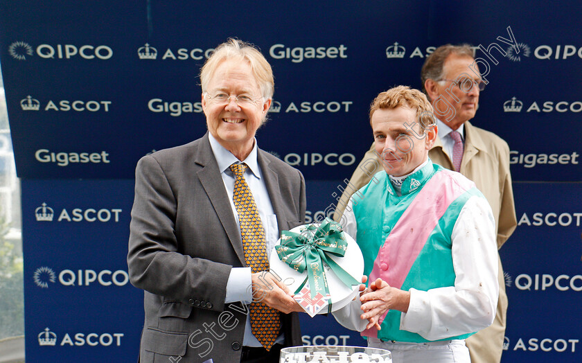 Herculean-0016 
 Presentation for The Charbonnel Et Walker British EBF Maiden Stakes Ascot 8 Sep 2017 - Pic Steven Cargill / Racigfotos.com