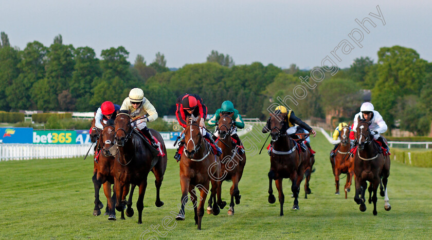 Coul-Kat-0002 
 COUL KAT (centre, Ben Curtis) beats FINAL WATCH (left) in The Coral Supporting Prostate Cancer Handicap
Sandown 27 May 2021 - Pic Steven Cargill / Racingfotos.com