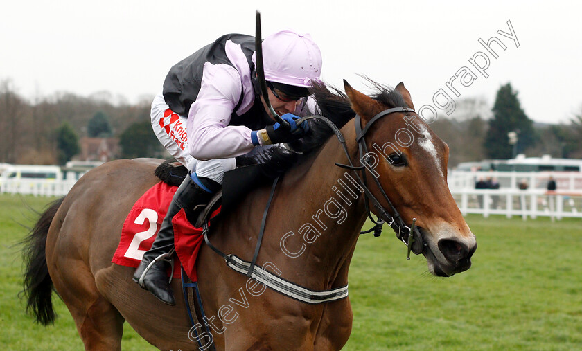 Fukuto-0003 
 FUKUTO (Tom Scudamore)
Sandown 5 Jan 2019 - Pic Steven Cargill / Racingfotos.com