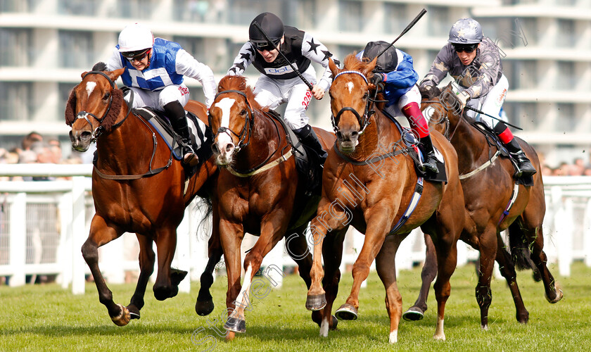 Taqdeer-0003 
 TAQDEER (right, Frankie Dettori) beats KEYSER SOZE (centre) and HUMBERT (left) in The Elite Racing Club Supporting Greatwood Spring Cup Newbury 21 Apr 2018 - Pic Steven Cargill / Racingfotos.com