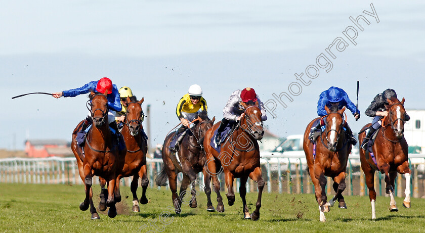 Ursa-Minor-0002 
 URSA MINOR (left, Robert Havlin) beats HLAITAN (centre) LIVE YOUR DREAM (2nd right) and CARLOS FELIX (right) in The British Stallion Studs EBF Novice Stakes
Yarmouth 19 Sep 2019 - Pic Steven Cargill / Racingfotos.com