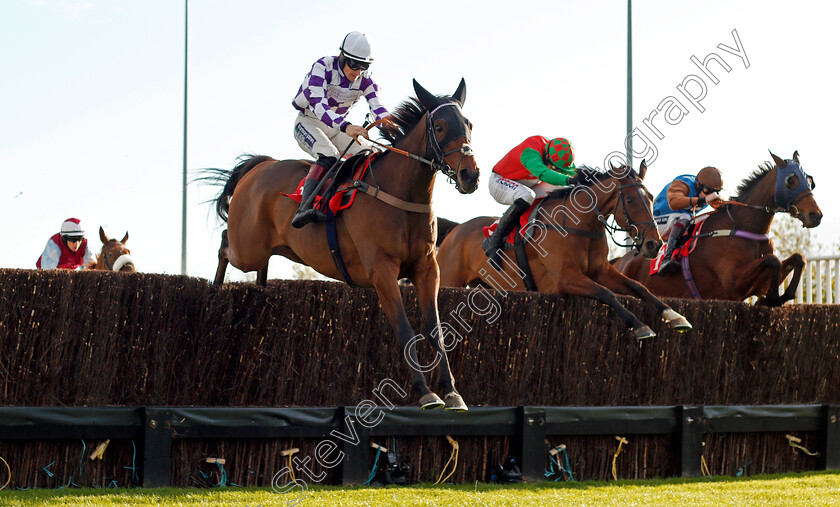 Oliver s-Hill-0002 
 OLIVER'S HILL (right, Aidan Coleman) beats MARRACUDJA (left) and WORKBENCH (centre) in The Smarter Bets With Matchbook Handicap Chase Kempton 22 Oct 2017 - Pic Steven Cargill / Racingfotos.com