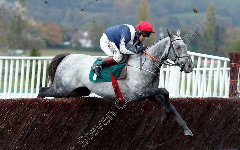 Cubomania-0001 
 CUBOMANIA (Richard Johnson) wins The Move Over To Matchbook Novices Chase
Cheltenham 27 Oct 2018 - Pic Steven Cargill / Racingfotos.com