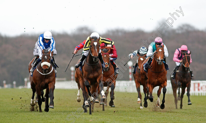 George-Peabody-0002 
 GEORGE PEABODY (centre, Callum Shepherd) wins The Unibet Novice Stakes Div1
Doncaster 28 Mar 2021 - Pic Steven Cargill / Racingfotos.com