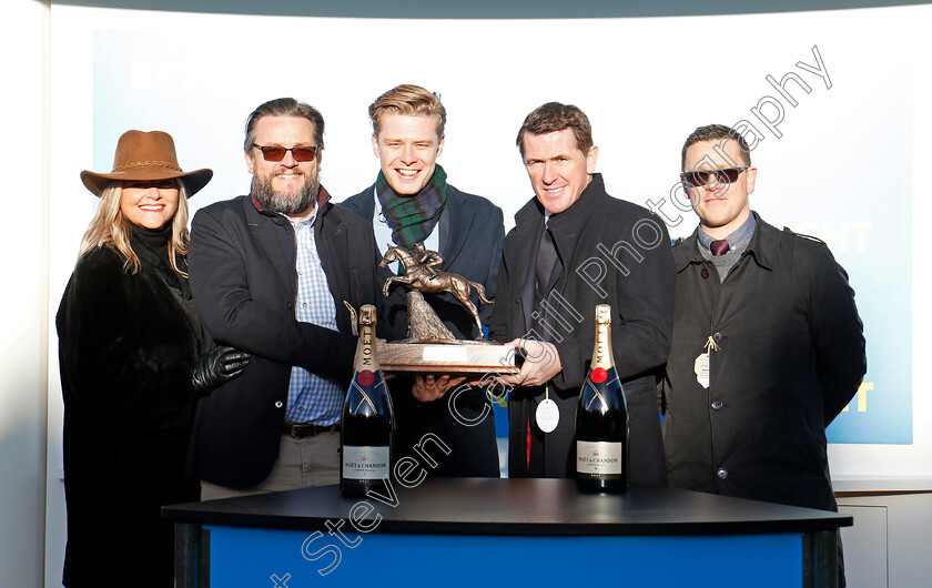 Yanworth-0005 
 Presentation to A P McCoy for The BetBright Dipper Novices Chase won by YANWORTH Cheltenham 1 Jan 2018 - Pic Steven Cargill / Racingfotos.com