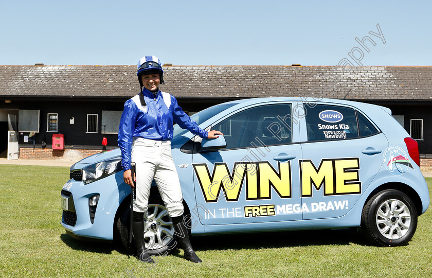 Bryony-Frost-0021 
 BRYONY FROST in the colours of Sheikh Hamdan Al Maktoum ahead of DIAR day at Newbury
Newmarket 27 Jun 2019 - Pic Steven Cargill / Racingfotos.com