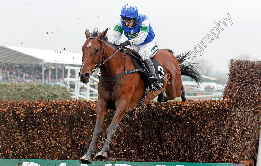 Coo-Star-Sivola-0001 
 COO STAR SIVOLA (Lizzie Kelly) Aintree 13 Apr 2018 - Pic Steven Cargill / Racingfotos.com