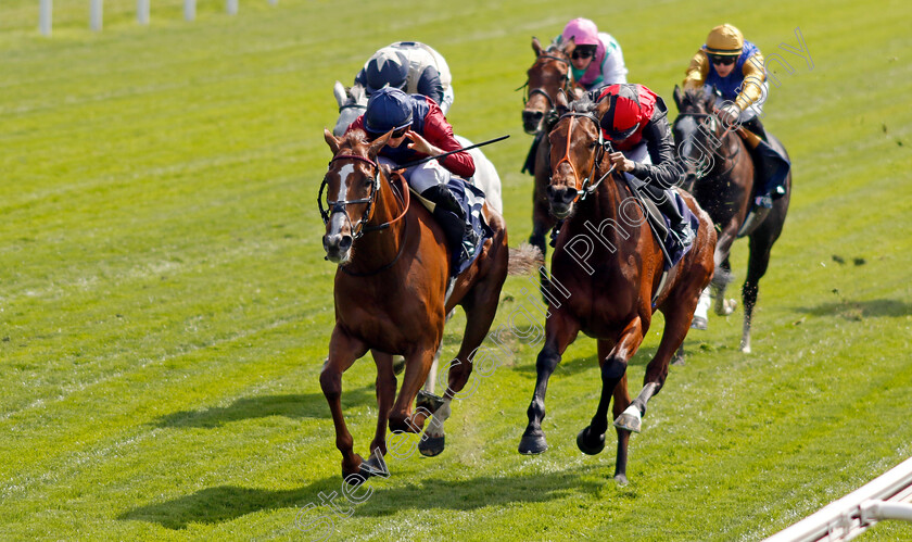 Lilac-Road-0003 
 LILAC ROAD (left, Tom Marquand) beats ARISTIA (right) in The Al Basti Equiworld Dubai Middleton Fillies Stakes
York 12 May 2022 - Pic Steven Cargill / Racingfotos.com