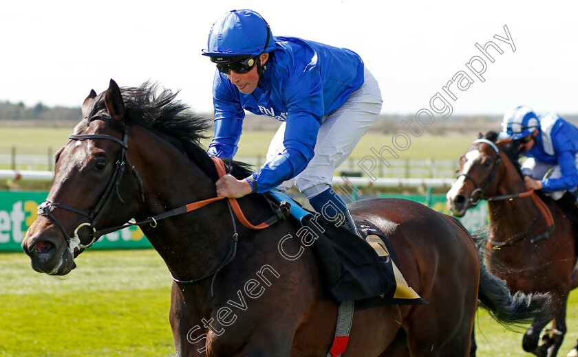 Aurum-0004 
 AURUM (William Buick) wins The Alex Scott Maiden Stakes Div1 Newmarket 17 Apr 2018 - Pic Steven Cargill / Racingfotos.com