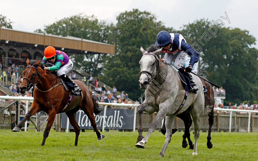 Snow-Lantern-0006 
 SNOW LANTERN (right, Sean Levey) beats LADY BOWTHORPE (left) in The Tattersalls Falmouth Stakes
Newmarket 9 Jul 2021 - Pic Steven Cargill / Racingfotos.com