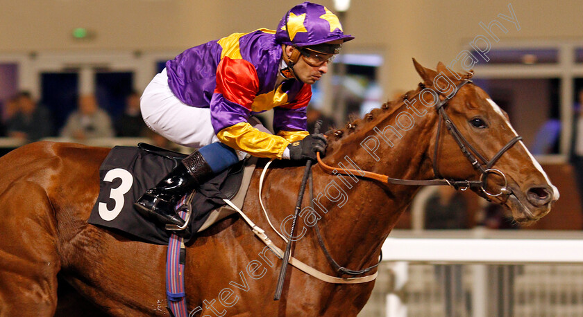 Lucky-Deal-0008 
 LUCKY DEAL (Silvestre De Sousa) wins The Bet totequadpot At betfred.com Conditions Stakes Chelmsford 23 Nov 2017 - Pic Steven Cargill / Racingfotos.com